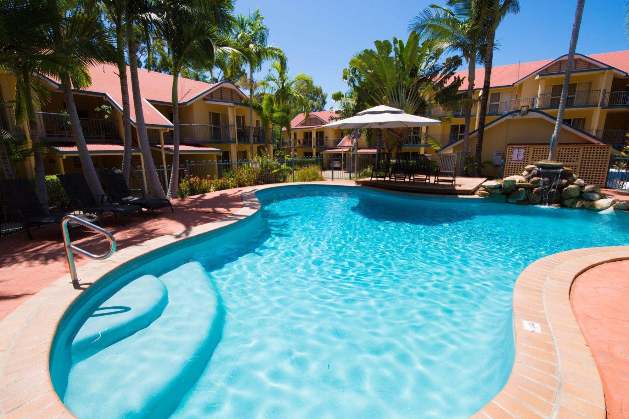 At Beach Court Holiday Villas Ерлі-Біч Екстер'єр фото